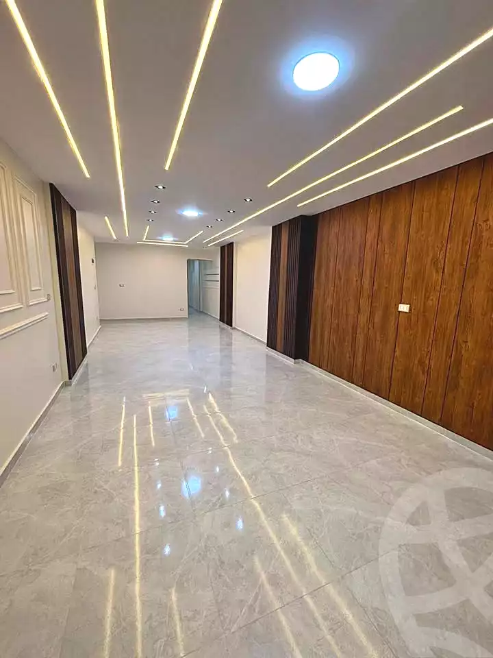 https://aqarmap.com.eg/en/listing/7021323-for-sale-alexandria-sydy-bshr