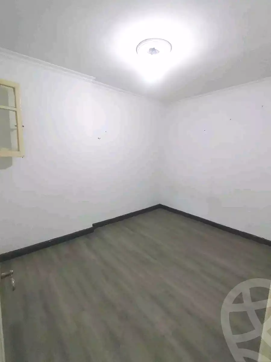 https://aqarmap.com.eg/ar/listing/7021391-for-sale-alexandria-fyktwry-shr-jml-bd-lnsr