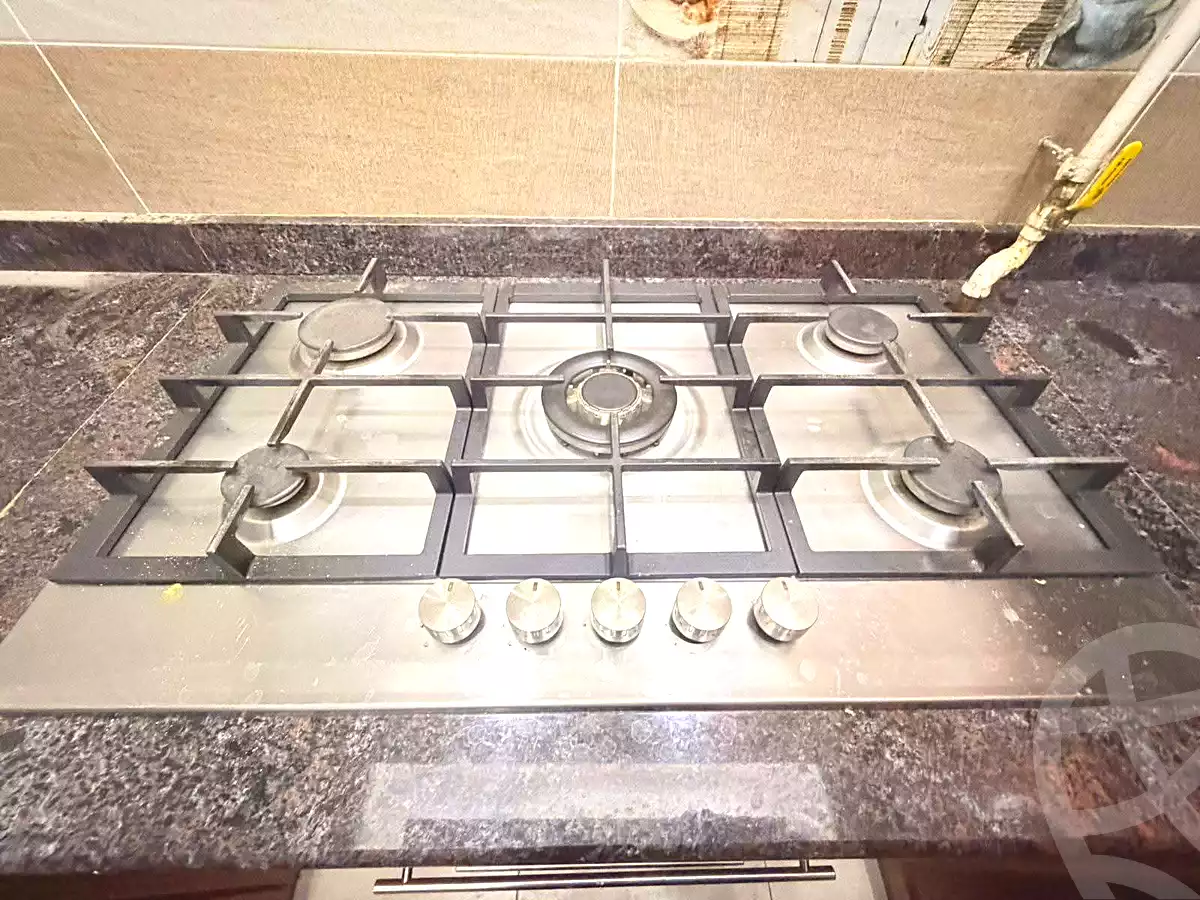 https://aqarmap.com.eg/en/listing/7021395-for-rent-cairo-nozha-2