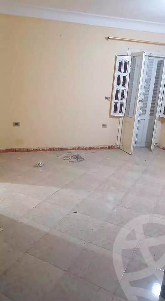 https://aqarmap.com.eg/ar/listing/7021437-for-sale-alexandria-al-agamy-el-hanouvel-radwan-st