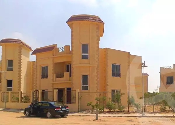 https://aqarmap.com.eg/en/listing/7021615-for-sale-asyut-asyut-city-el-gomhoreya-st