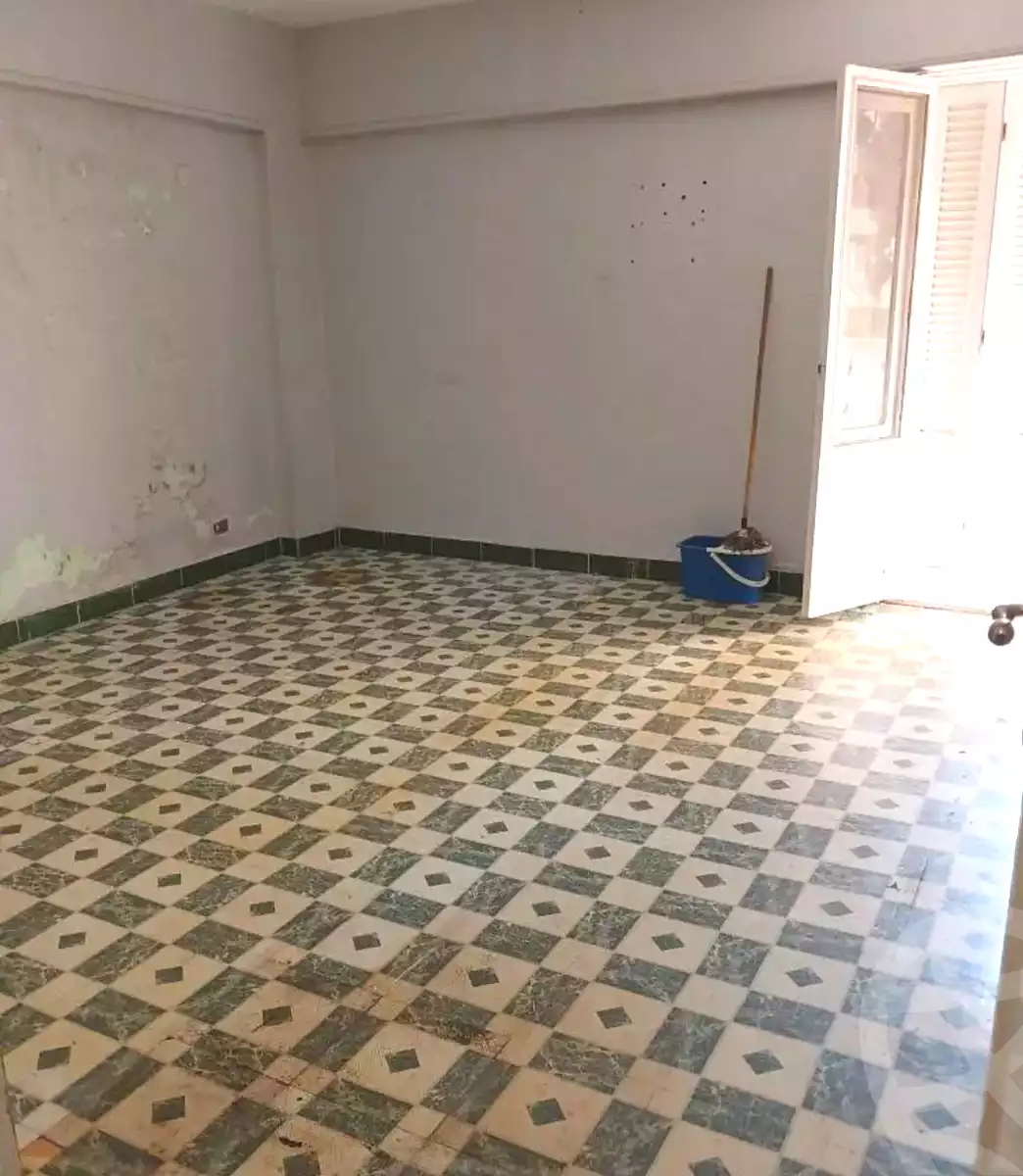 https://aqarmap.com.eg/ar/listing/7021861-for-sale-alexandria-el-asafra-l-sfr-bhry