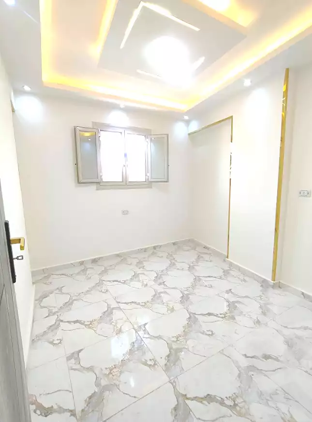 https://aqarmap.com.eg/ar/listing/7022234-for-sale-alexandria-sydy-bshr-shr-mlk-hfny