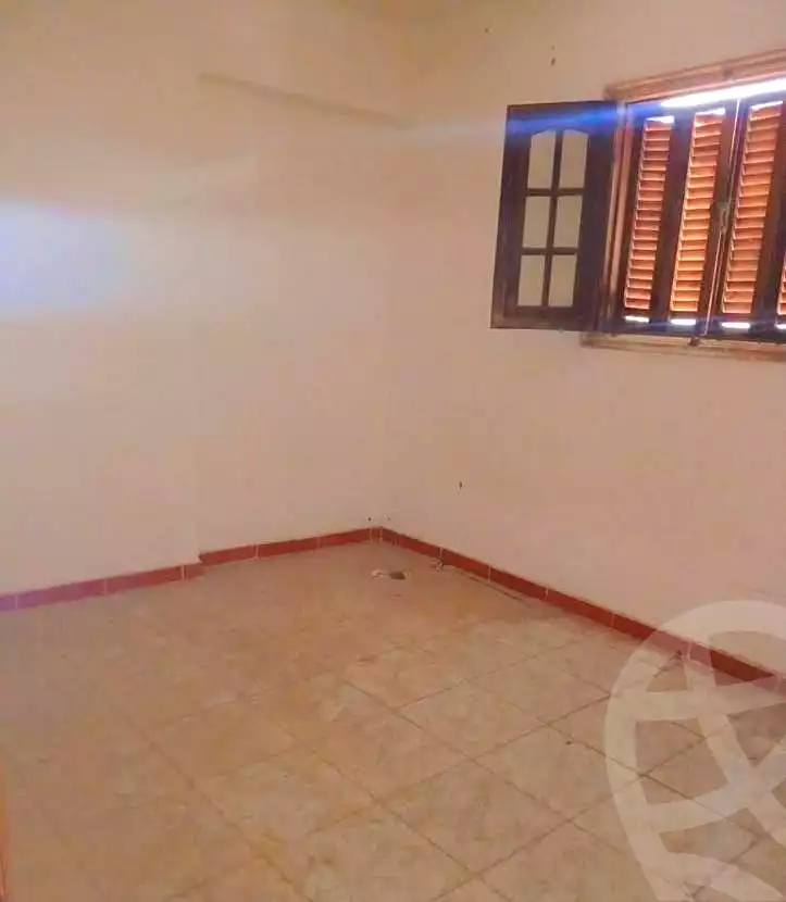 https://aqarmap.com.eg/ar/listing/7022614-for-sale-alexandria-sydy-bshr-shr-mlk-hfny