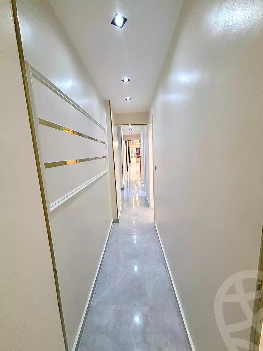 https://aqarmap.com.eg/ar/listing/7022692-for-sale-alexandria-miami-mahmoud-el-isawy-st