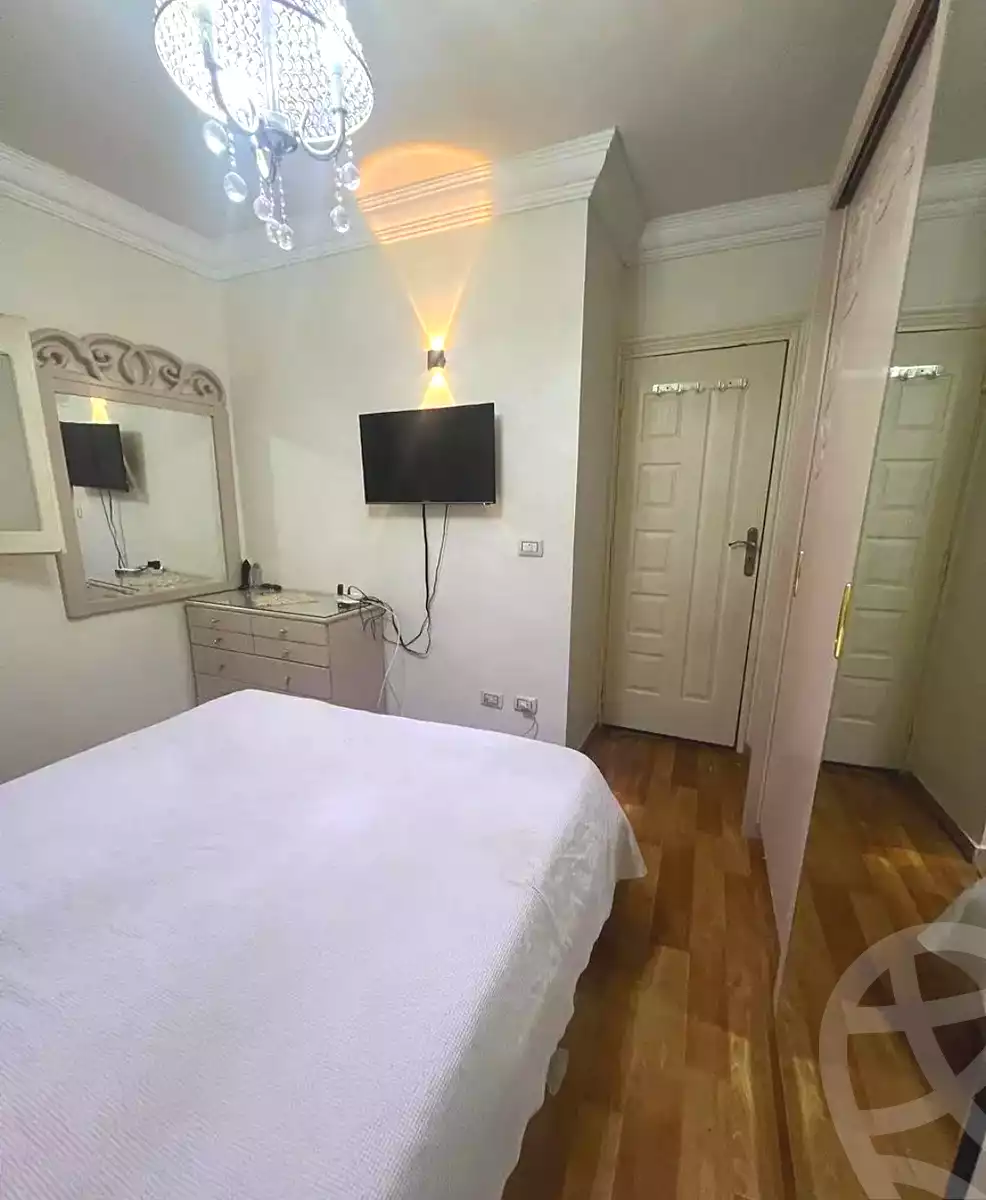 https://aqarmap.com.eg/ar/listing/7022813-for-sale-alexandria-sydy-bshr-sydy-bshr-bhry