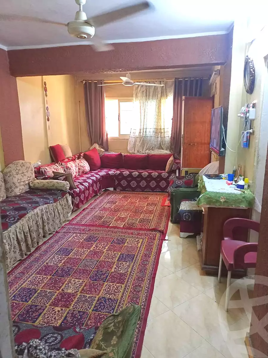 https://aqarmap.com.eg/ar/listing/7022829-for-sale-cairo-helwan-el-shareaa-el-sharby-st