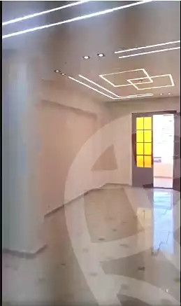 https://aqarmap.com.eg/ar/listing/7023083-for-sale-alexandria-miami-shr-jml-bd-lnsr