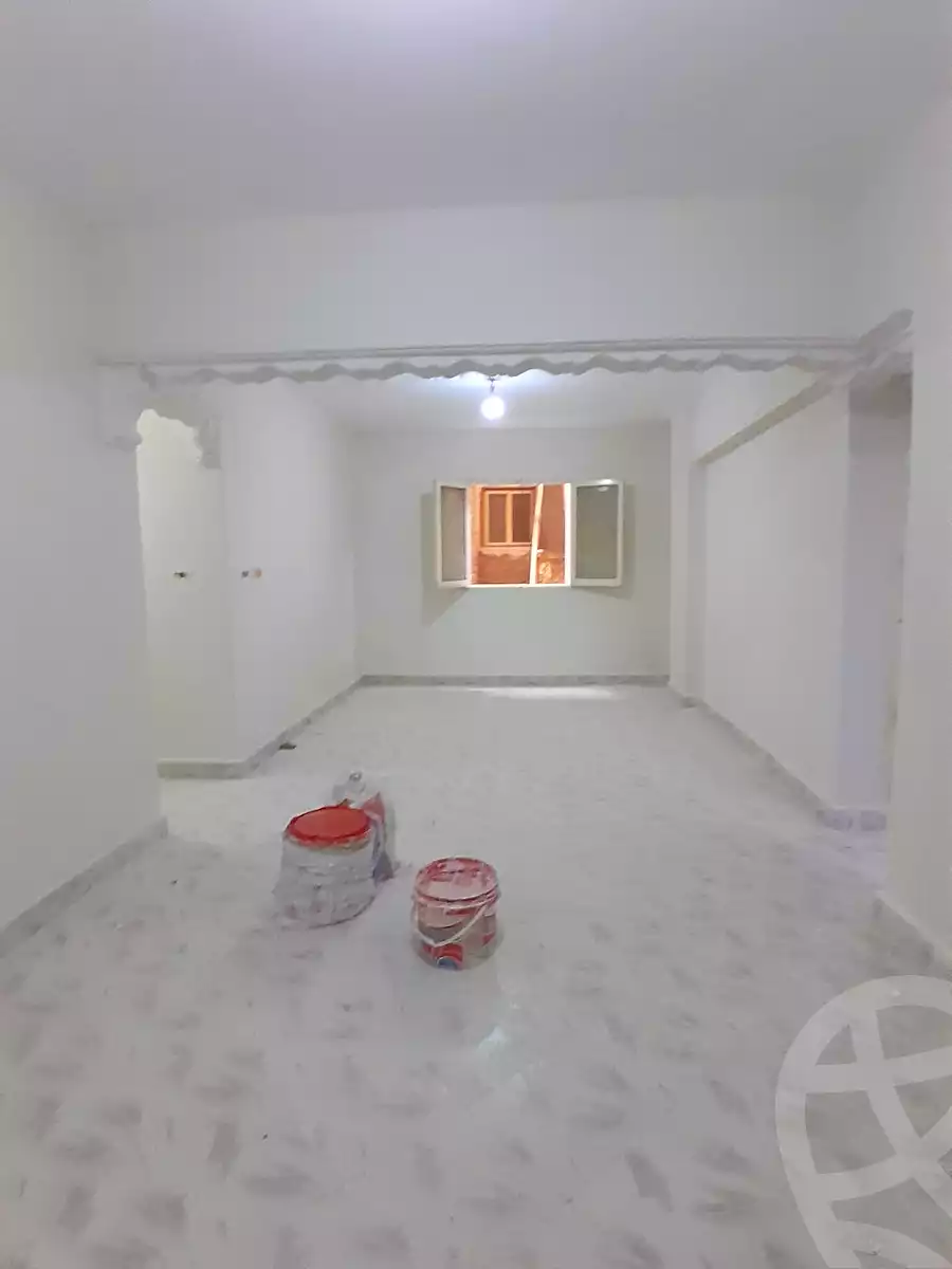 https://aqarmap.com.eg/en/listing/7023142-for-sale-alexandria-al-agamy-el-hanouvel-radwan-st