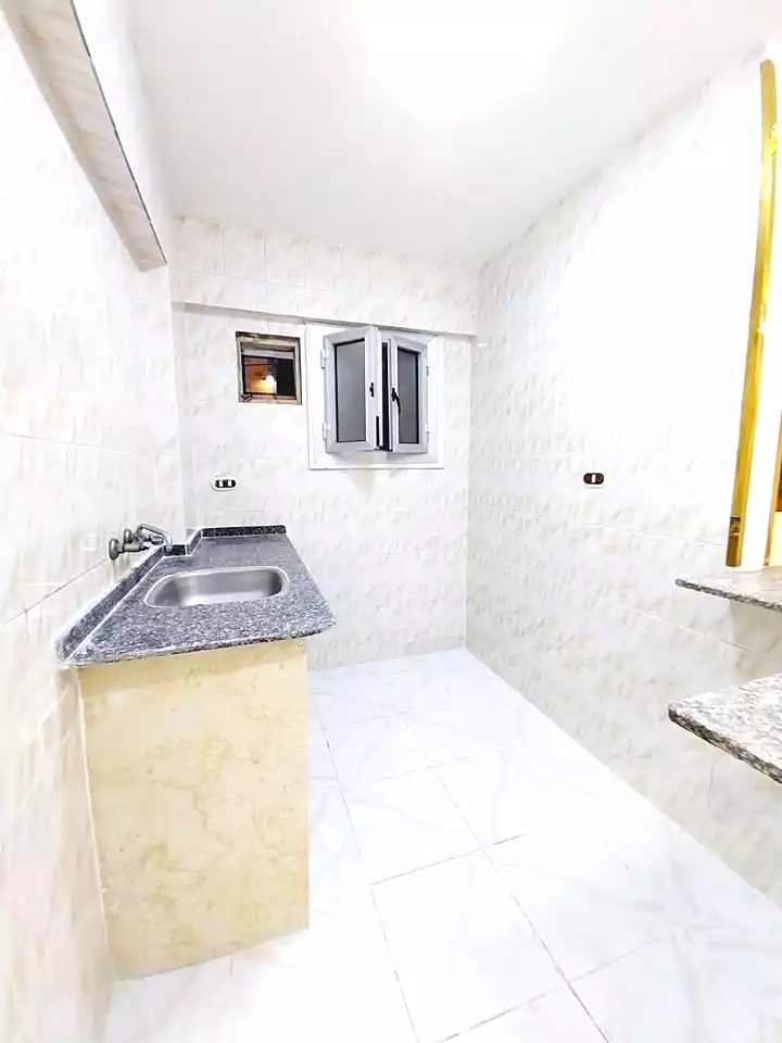 https://aqarmap.com.eg/ar/listing/7023327-for-sale-alexandria-al-agamy-shataa-el-nakheel