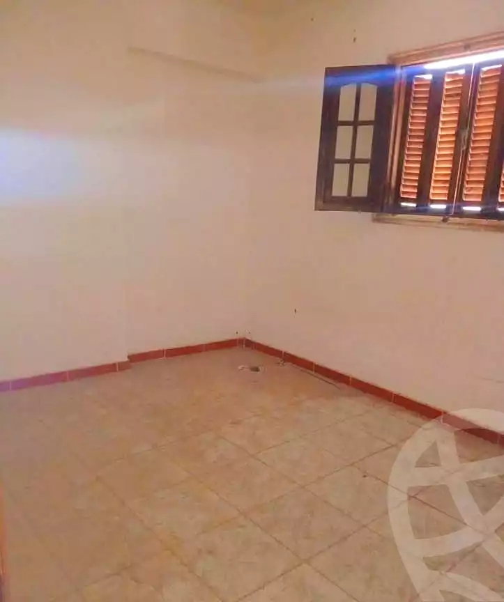 https://aqarmap.com.eg/ar/listing/7023315-for-sale-alexandria-sydy-bshr-shr-mlk-hfny