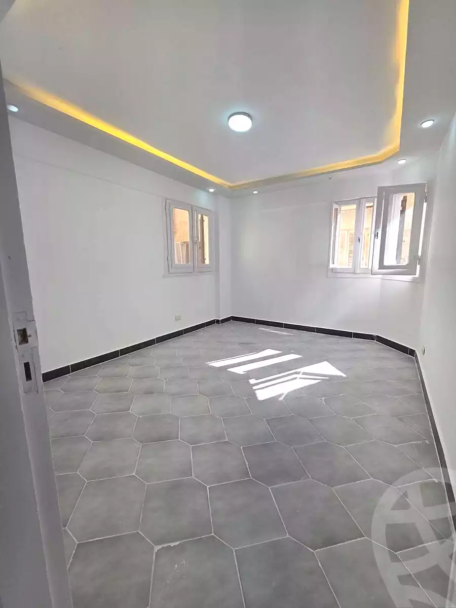 https://aqarmap.com.eg/ar/listing/7023354-for-sale-alexandria-al-agamy-shataa-el-nakheel