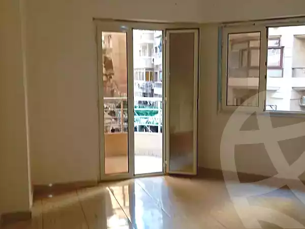 https://aqarmap.com.eg/en/listing/7023544-for-rent-alexandria-sydy-bshr-sydy-bshr-bhry-shr-mhmwd-l-yswy