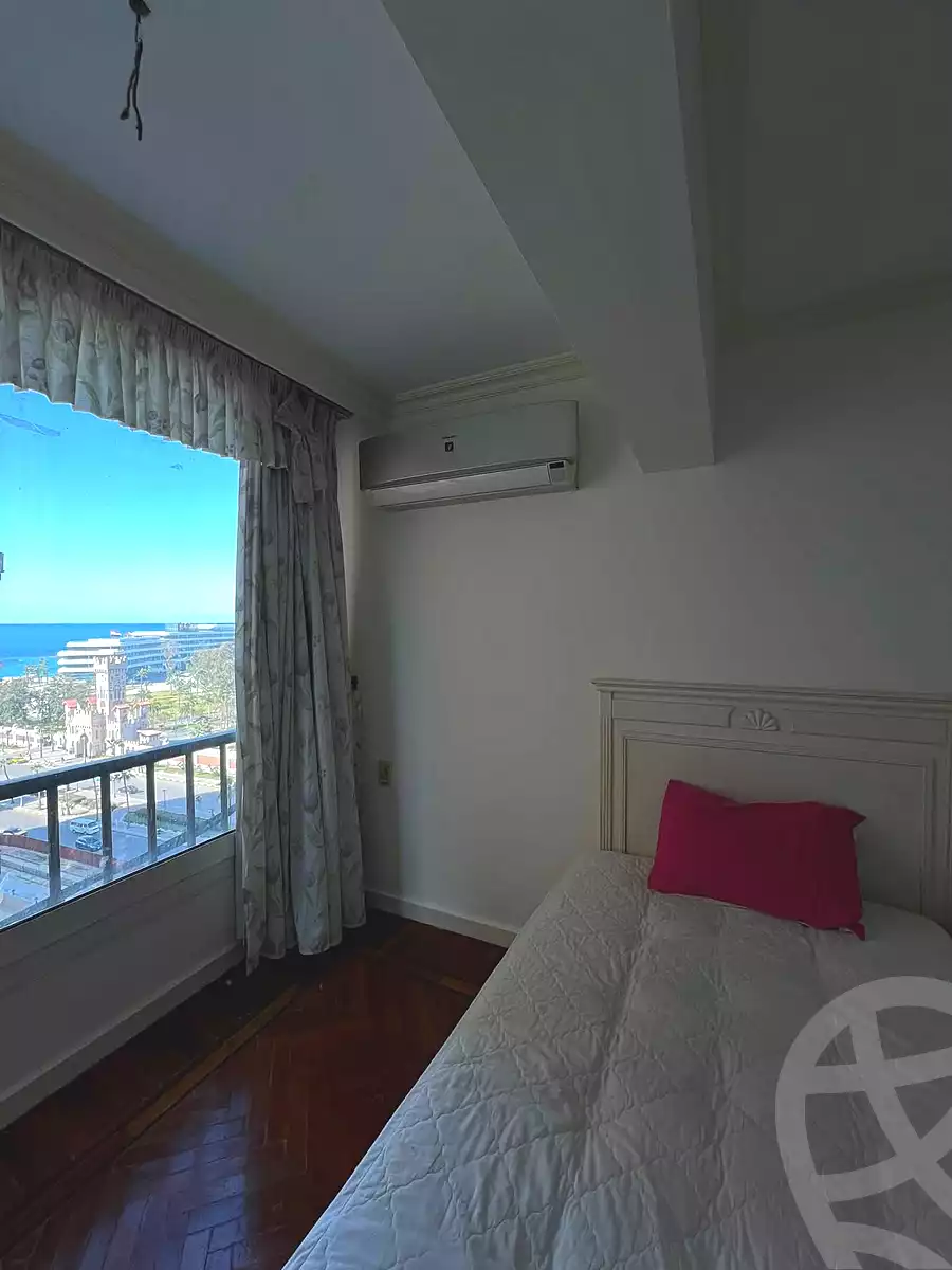 https://aqarmap.com.eg/ar/listing/7023866-for-sale-alexandria-el-montazah-sheraton-towers