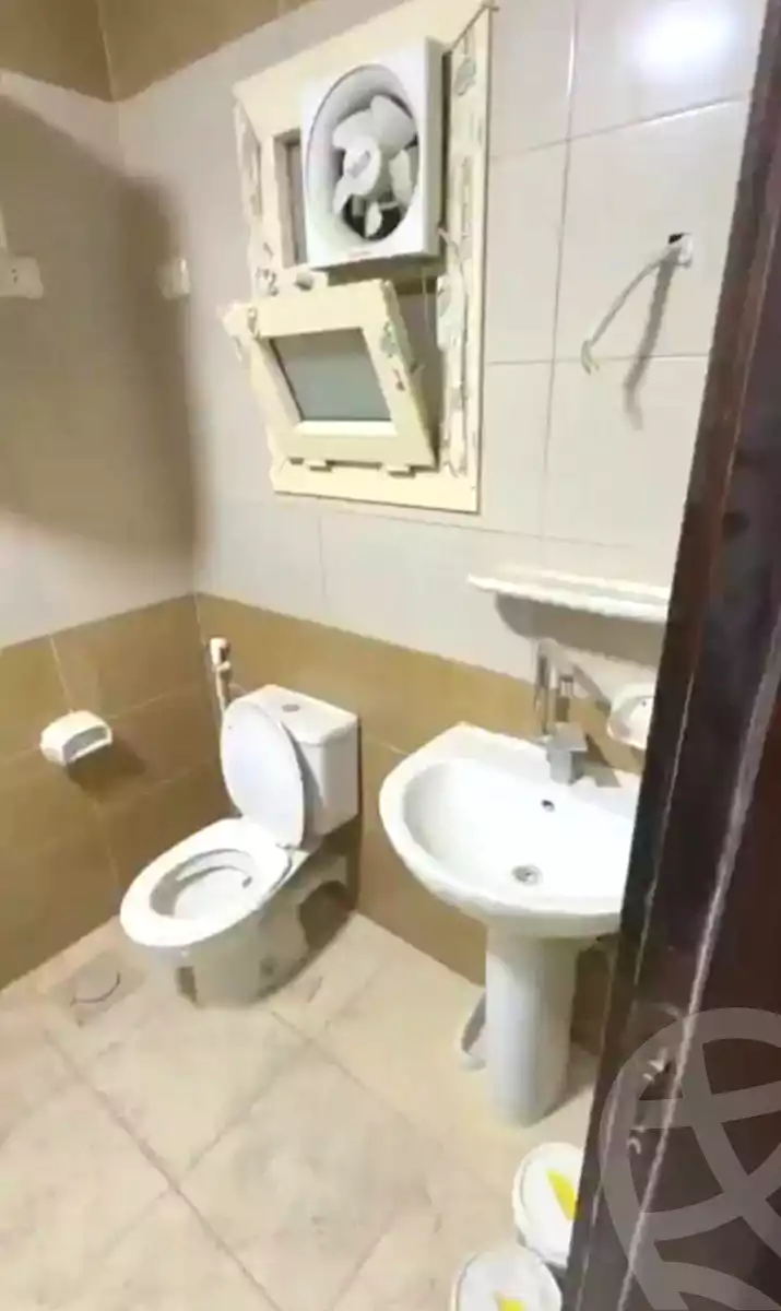 https://aqarmap.com.eg/ar/listing/7023884-for-sale-alexandria-sydy-bshr-sydy-bshr-bhry-khalil-hamada-st