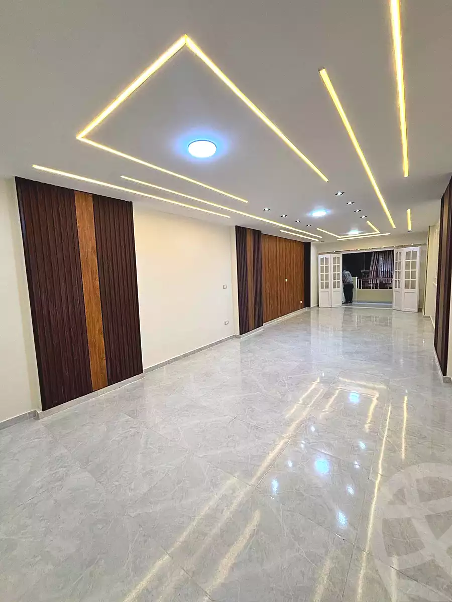 https://aqarmap.com.eg/ar/listing/7024107-for-sale-alexandria-sydy-bshr-sydy-bshr-bhry-street-15