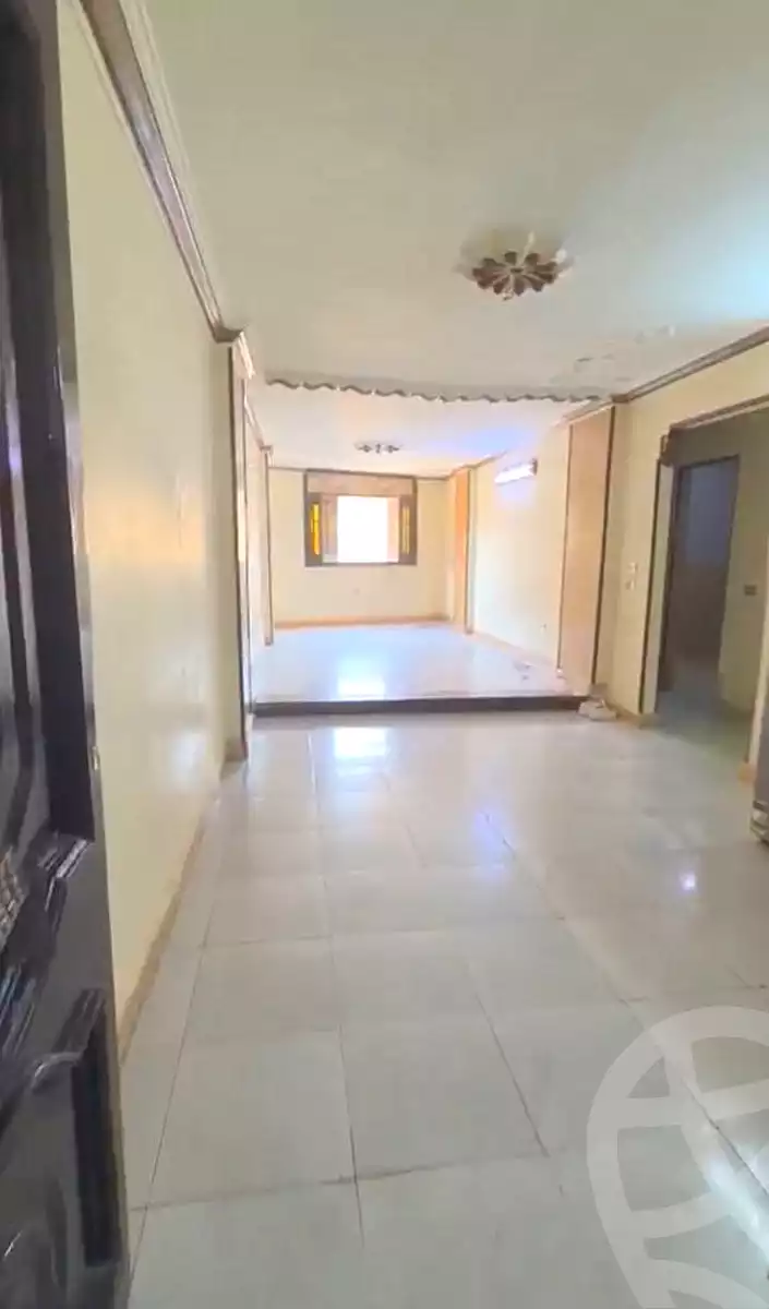 https://aqarmap.com.eg/ar/listing/7023902-for-sale-cairo-ain-shams-ain-shams-el-sharkia-el-zahraa-st