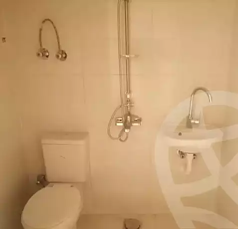 https://aqarmap.com.eg/ar/listing/7024113-for-rent-alexandria-lsywf