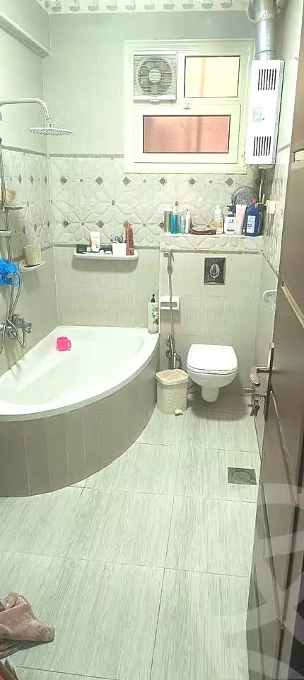 https://aqarmap.com.eg/en/listing/7024463-for-rent-cairo-nozha-2-el-khamseen-st