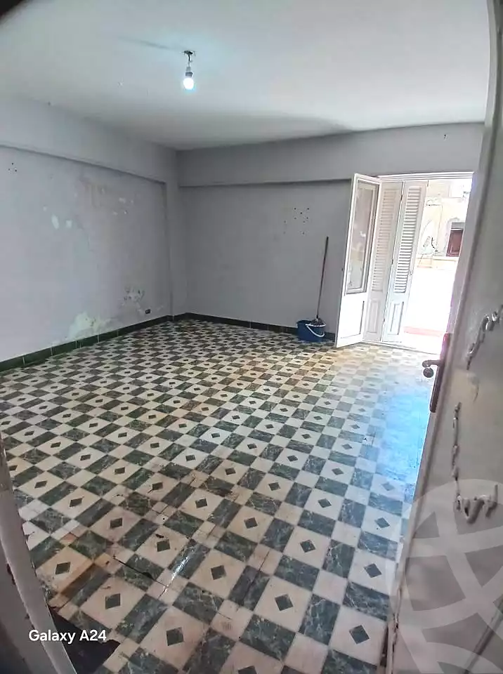 https://aqarmap.com.eg/ar/listing/7024811-for-sale-alexandria-el-asafra-l-sfr-bhry