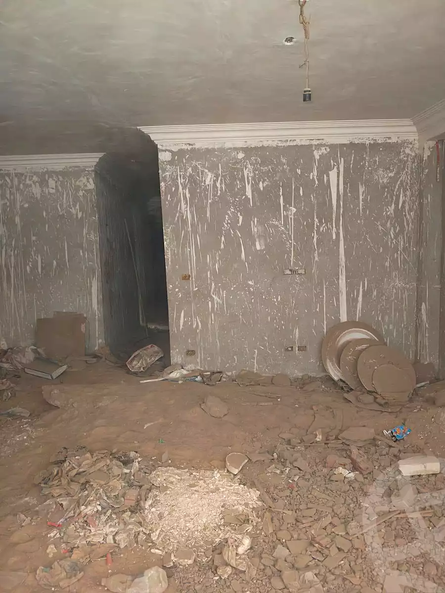 https://aqarmap.com.eg/ar/listing/7024826-for-sale-cairo-helwan-hadayek-helwan-nile-corniche-st