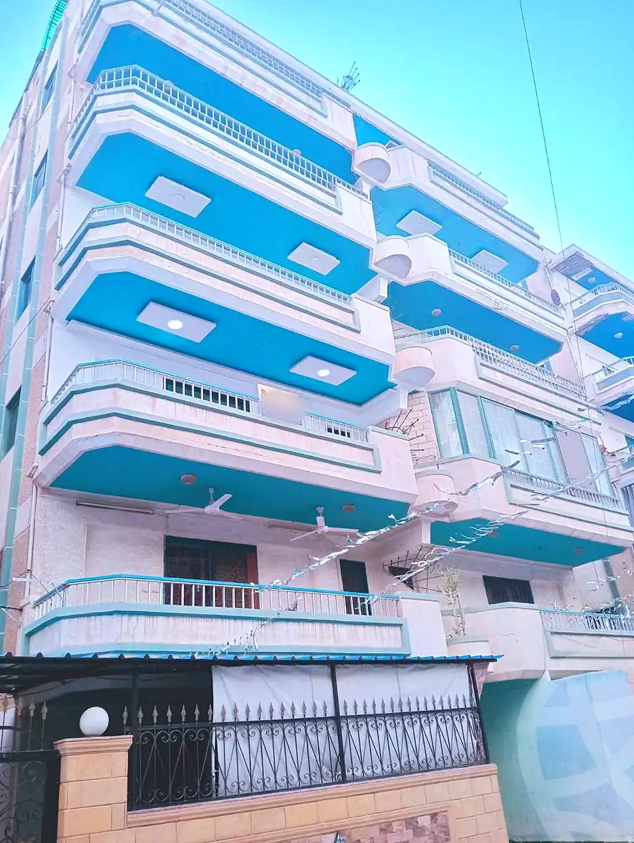 https://aqarmap.com.eg/ar/listing/7024907-for-sale-alexandria-al-agamy-shataa-el-nakheel