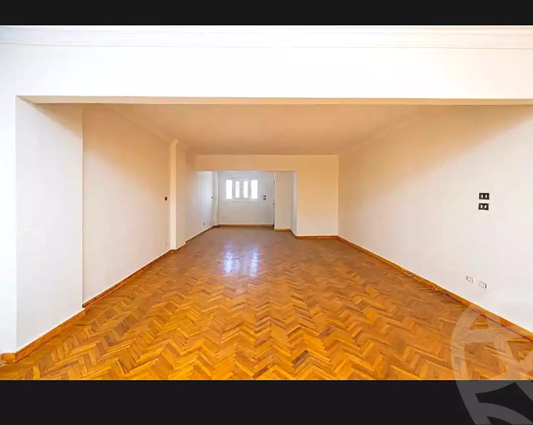 https://aqarmap.com.eg/ar/listing/7025040-for-sale-alexandria-ganaklis