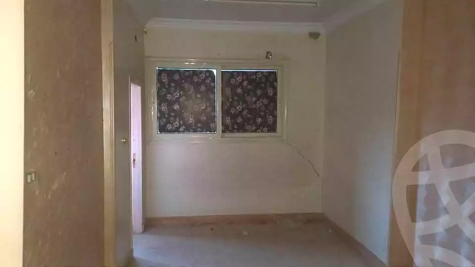 https://aqarmap.com.eg/en/listing/7025211-for-sale-cairo-helwan-el-shareaa-el-sharby-st
