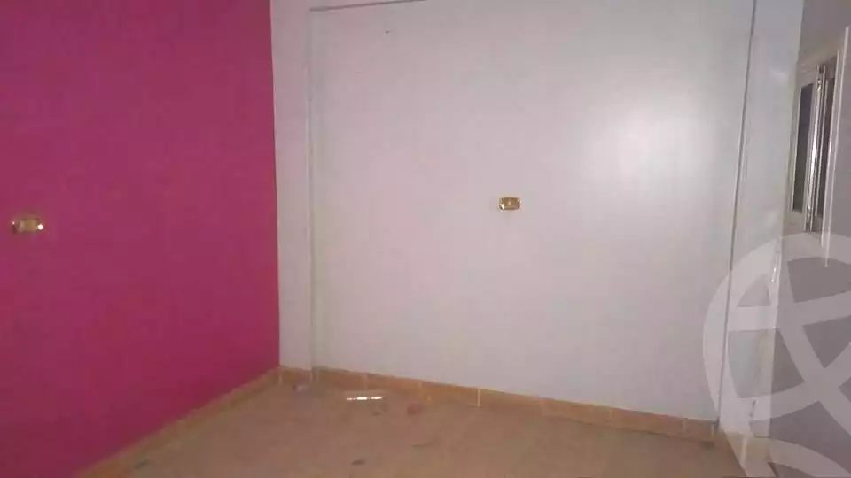 https://aqarmap.com.eg/en/listing/7025228-for-sale-cairo-helwan-el-shareaa-el-sharby-st