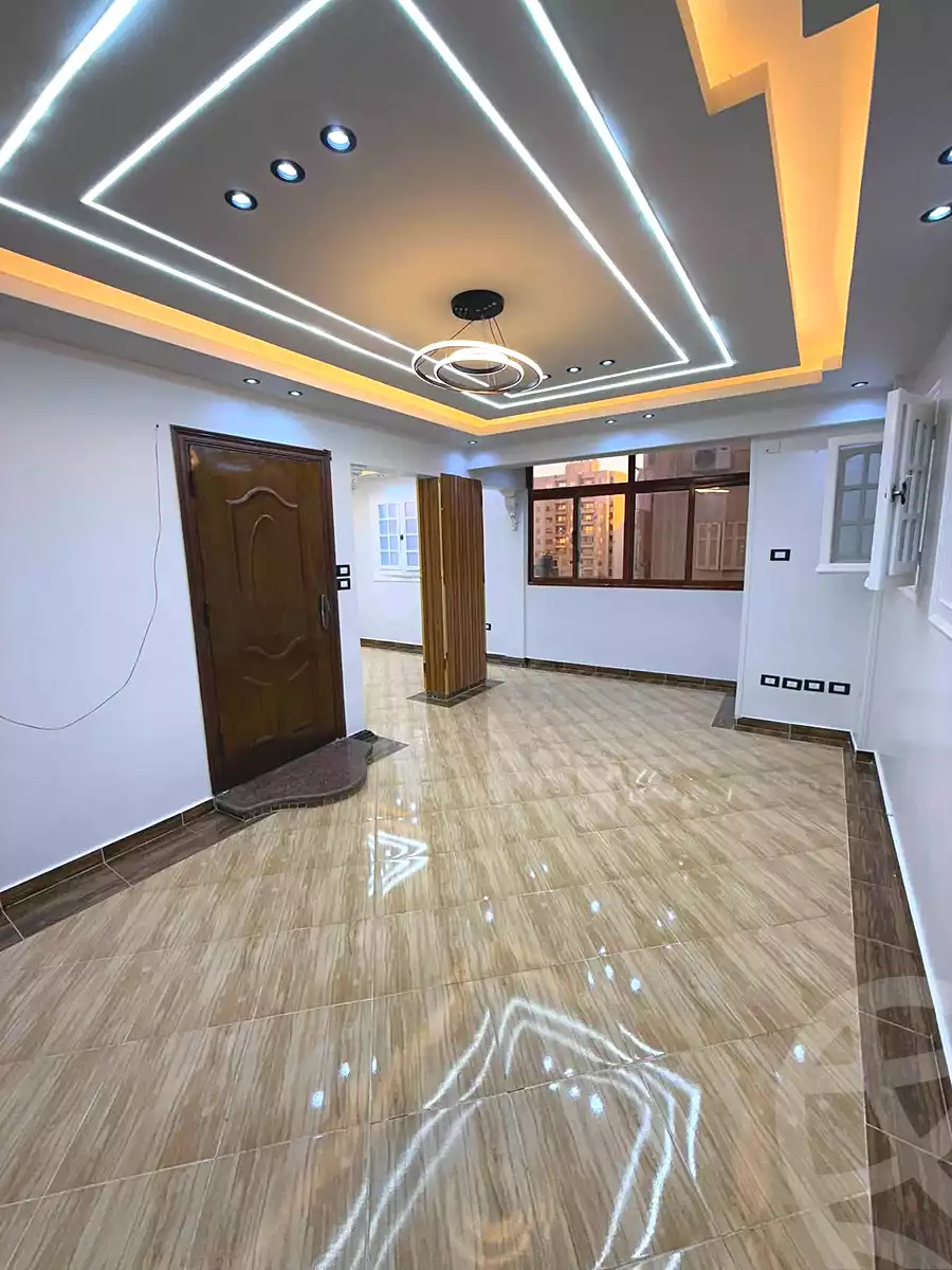 https://aqarmap.com.eg/ar/listing/7025245-for-sale-alexandria-el-asafra-l-sfr-bhry