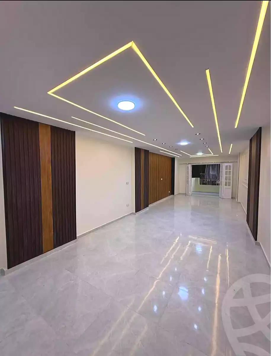 https://aqarmap.com.eg/ar/listing/7025253-for-sale-alexandria-sydy-bshr-sydy-bshr-bhry-street-15