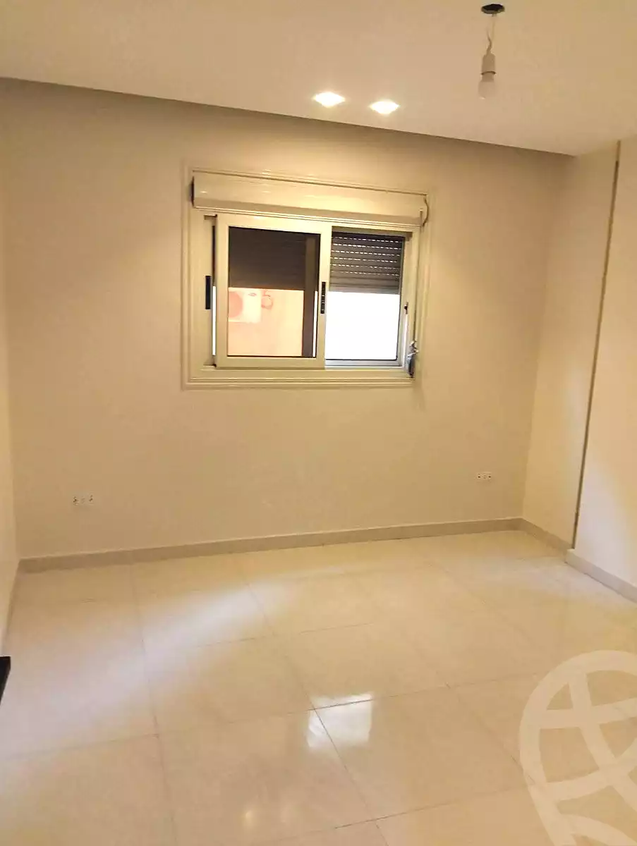 https://aqarmap.com.eg/ar/listing/7025441-for-sale-alexandria-el-asafra-l-sfr-bhry
