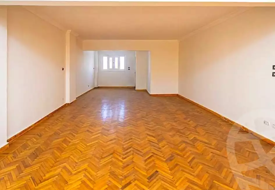 https://aqarmap.com.eg/en/listing/7025509-for-sale-alexandria-ganaklis