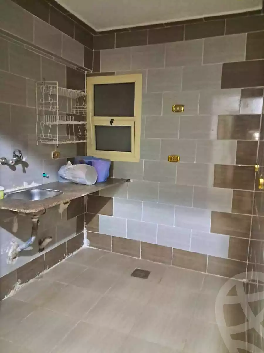 https://aqarmap.com.eg/ar/listing/7025684-for-sale-alexandria-al-agamy-lbytsh-bianchiii