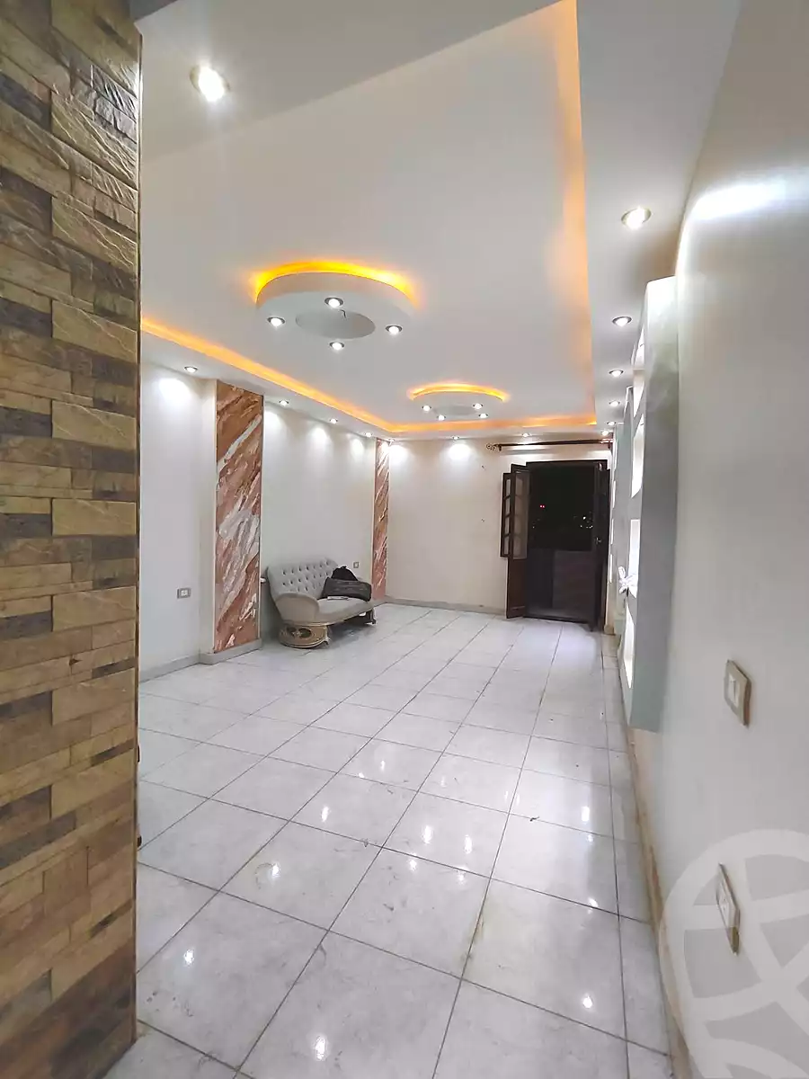 https://aqarmap.com.eg/en/listing/7025867-for-sale-cairo-ain-shams-yn-shms-lgrby