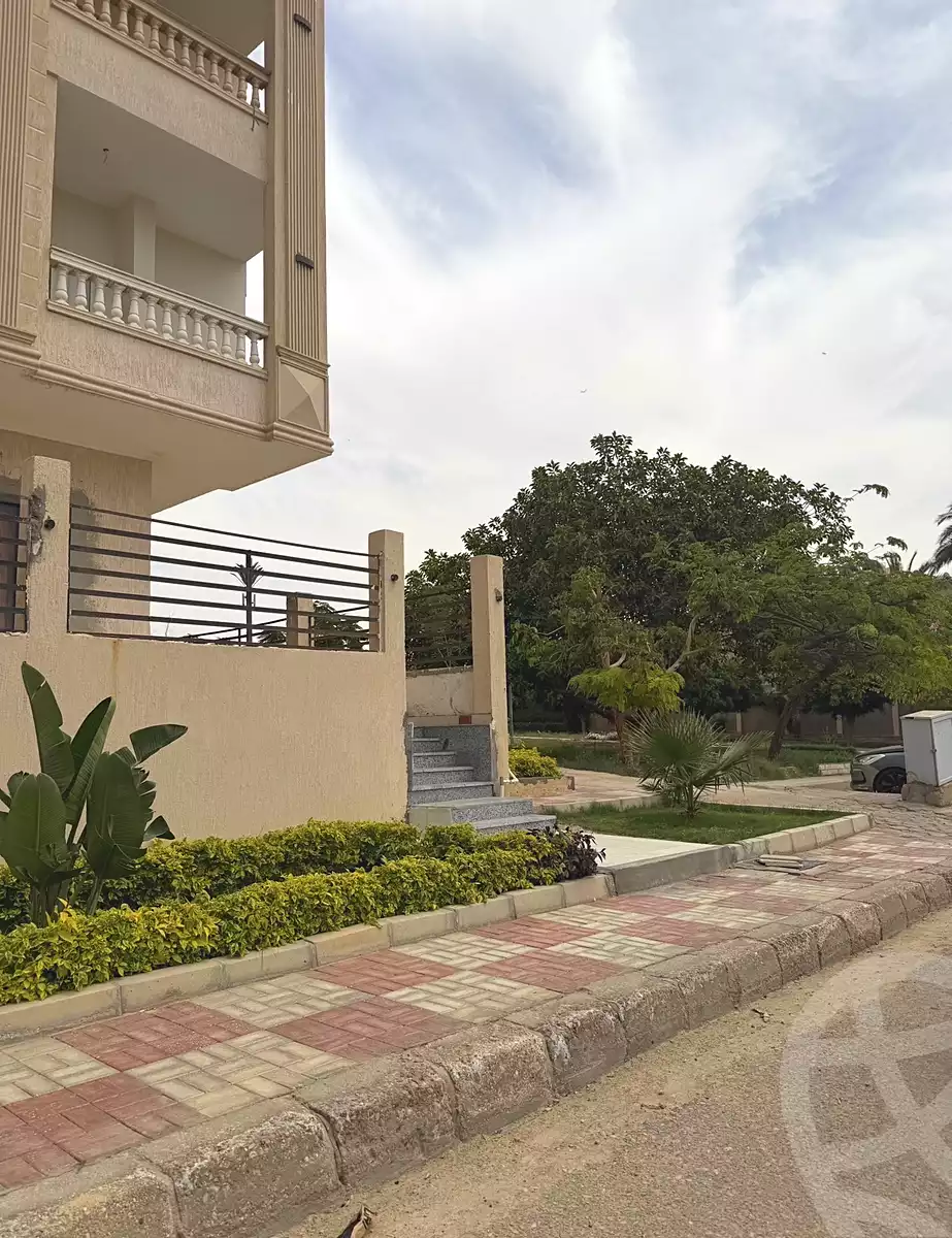 https://aqarmap.com.eg/ar/listing/7025967-for-sale-cairo-el-shorouk-lskn-l-yly-neighbourhood-7