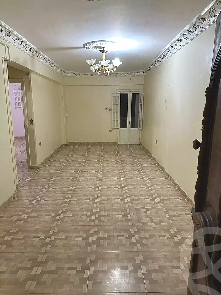 https://aqarmap.com.eg/ar/listing/7025599-for-sale-alexandria-al-agamy-el-hanouvel-al-asdakaa-st