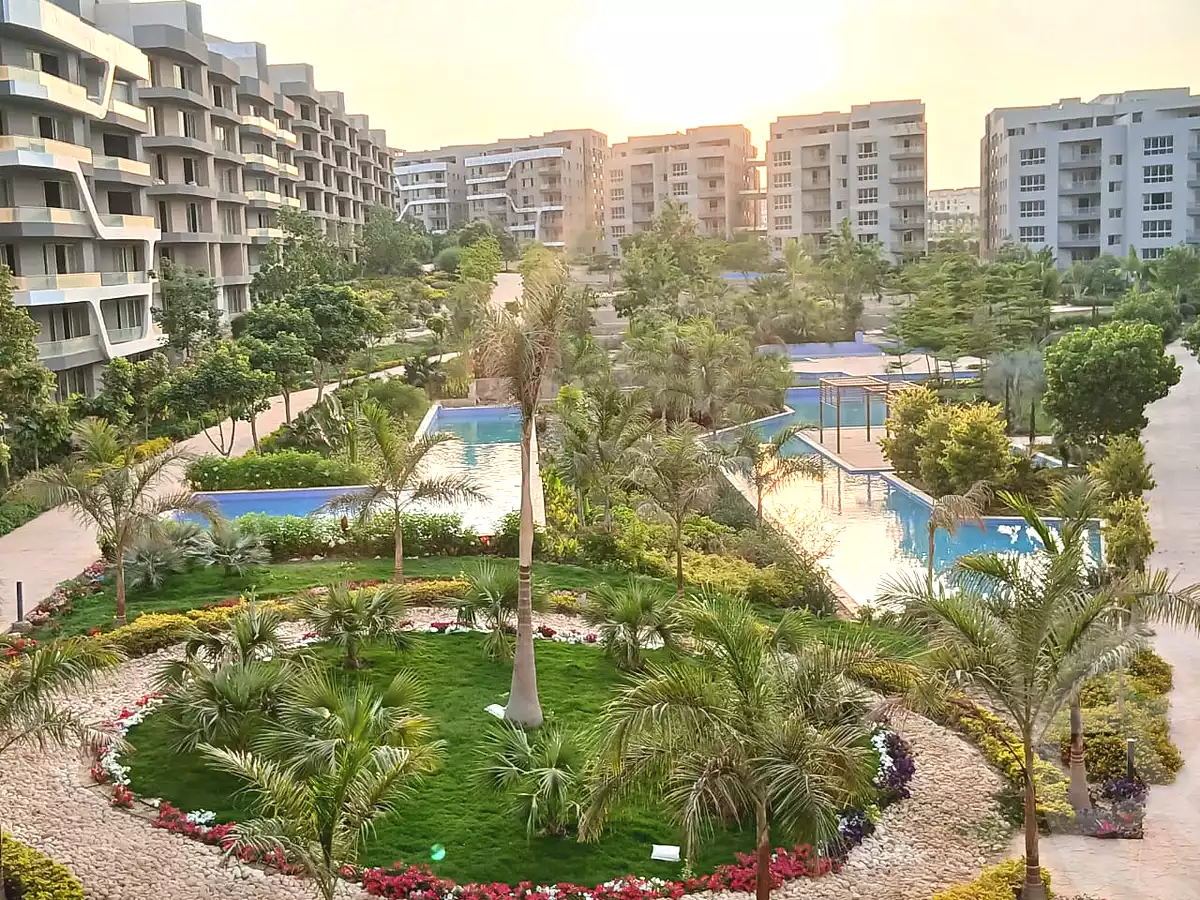 https://aqarmap.com.eg/ar/listing/7026416-for-sale-cairo-new-cairo-lmstqbl-syty-compounds-zyzyny-lmstqbl-rdk-llttwyr
