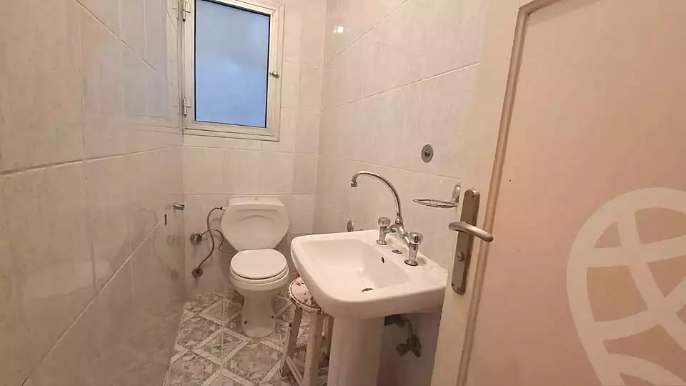 https://aqarmap.com.eg/ar/listing/7025556-for-sale-alexandria-sydy-bshr