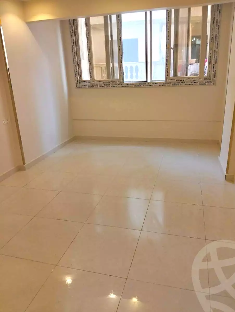https://aqarmap.com.eg/ar/listing/7025309-for-sale-alexandria-el-asafra-l-sfr-bhry