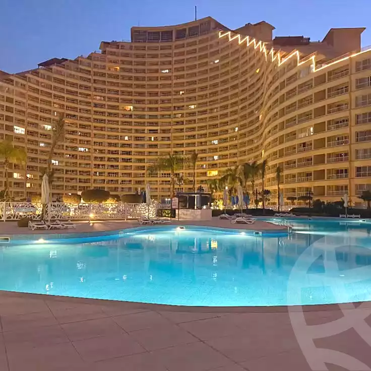 https://aqarmap.com.eg/ar/listing/7027565-for-sale-ain-elsokhna-resorts-kb-by-lsyryn-jrwb
