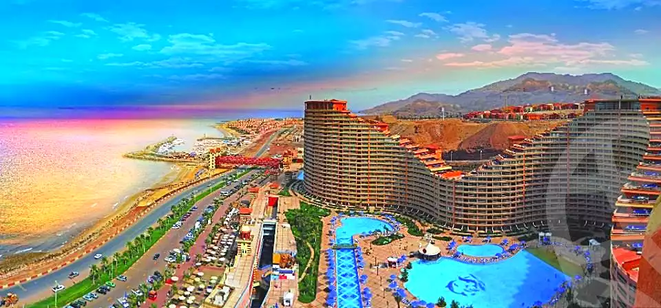 https://aqarmap.com.eg/ar/listing/7027565-for-sale-ain-elsokhna-resorts-kb-by-lsyryn-jrwb