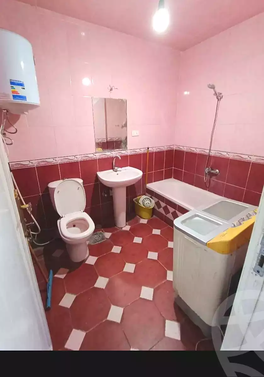 https://aqarmap.com.eg/ar/listing/7028656-for-sale-alexandria-miami-khld-bn-lwlyd