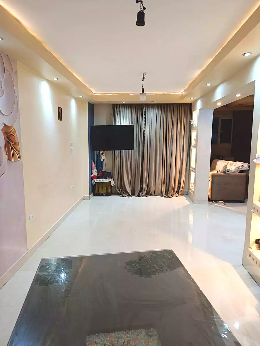 https://aqarmap.com.eg/ar/listing/7028743-for-sale-cairo-ain-shams-ahmed-esmat-st