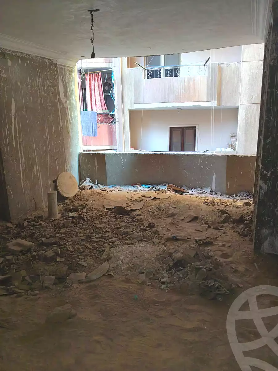 https://aqarmap.com.eg/ar/listing/7028901-for-sale-cairo-helwan-hadayek-helwan-nile-corniche-st