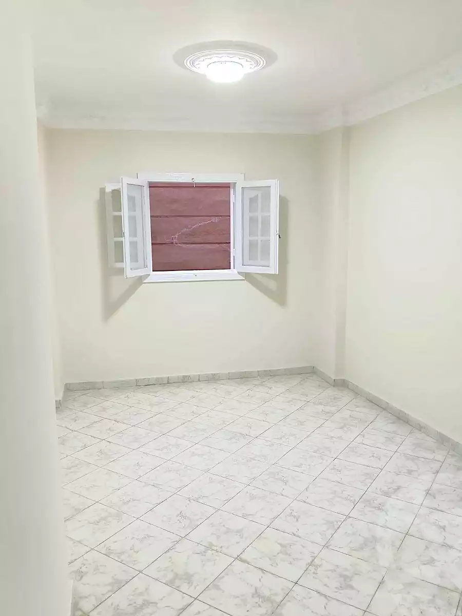 https://aqarmap.com.eg/en/listing/7028918-for-sale-alexandria-al-agamy-el-hanouvel