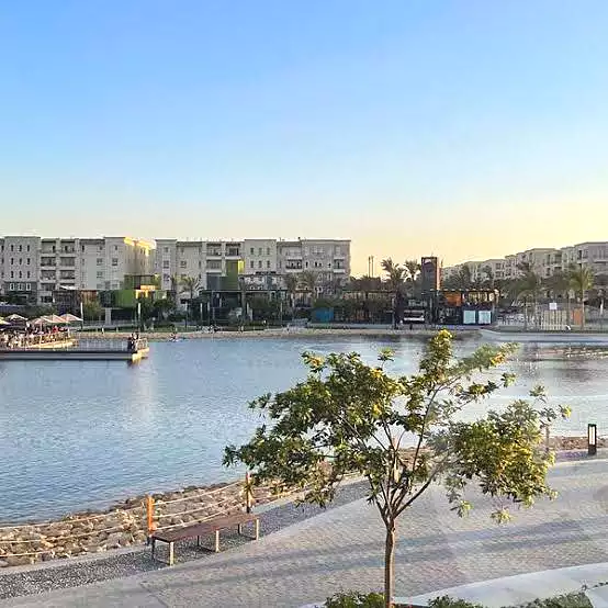 4 BR Apartment in Mivida, photo 17 of 26