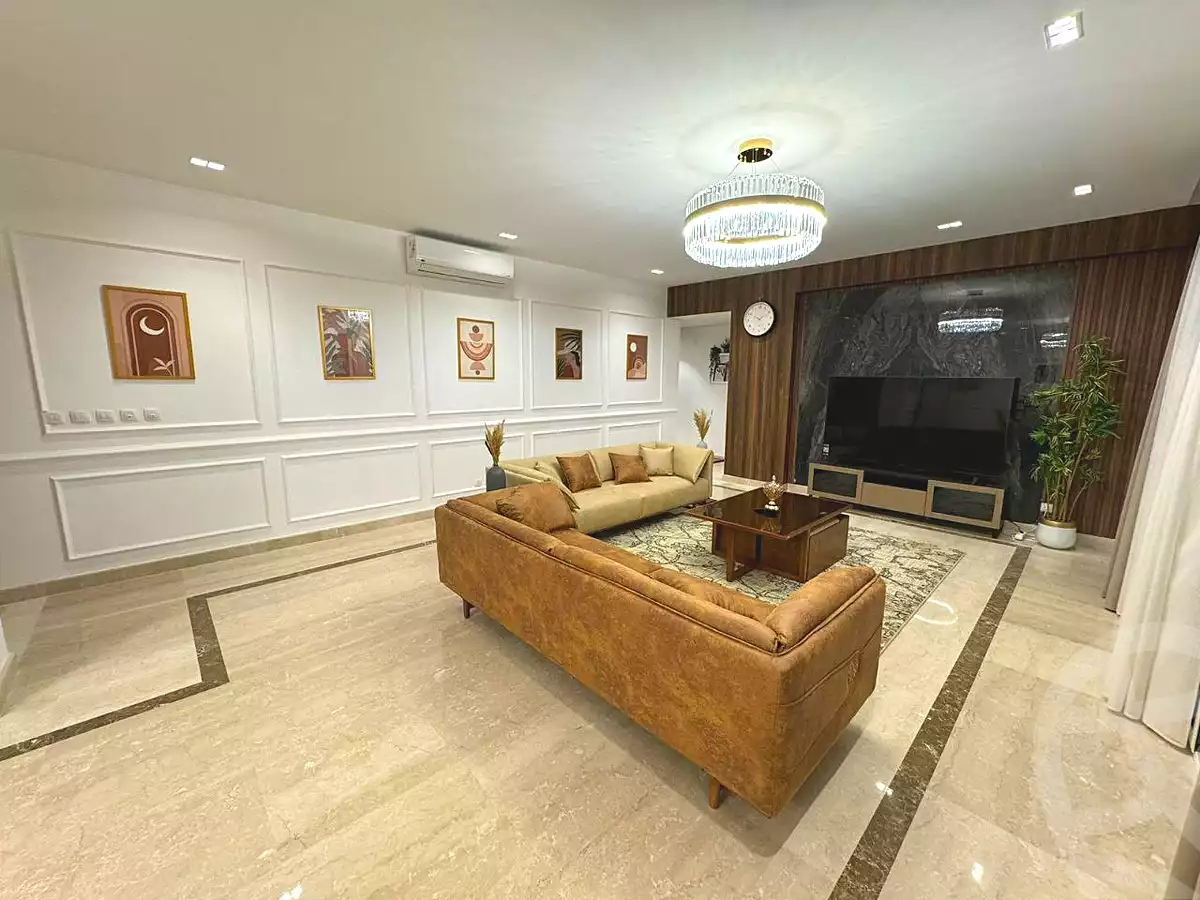 4 BR Apartment in Mivida, photo 6 of 26