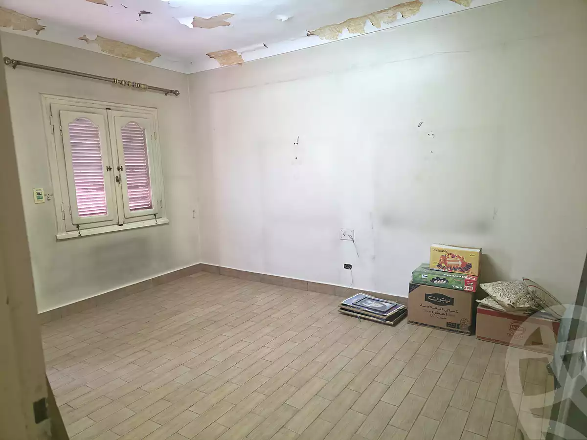 https://aqarmap.com.eg/en/listing/7029276-for-sale-cairo-helwan-el-shareaa-el-sharby-st
