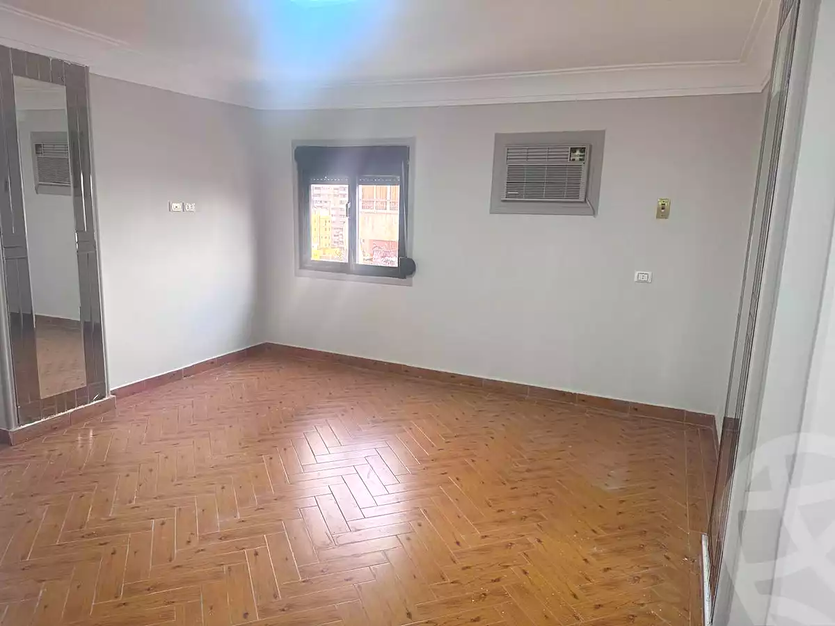 https://aqarmap.com.eg/en/listing/7029440-for-sale-cairo-nasr-city-abbas-el-akkad